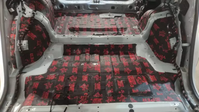 Шумоизоляция багажника Exeed VX-2