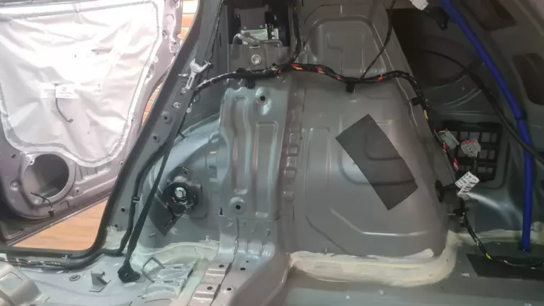 Шумоизоляция багажника GAC GS3-3