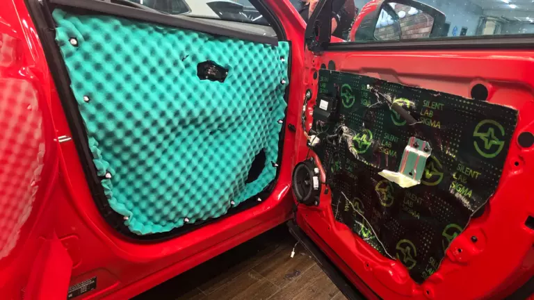 Шумоизоляция дверей Geely Tugella Knewstar 001-4