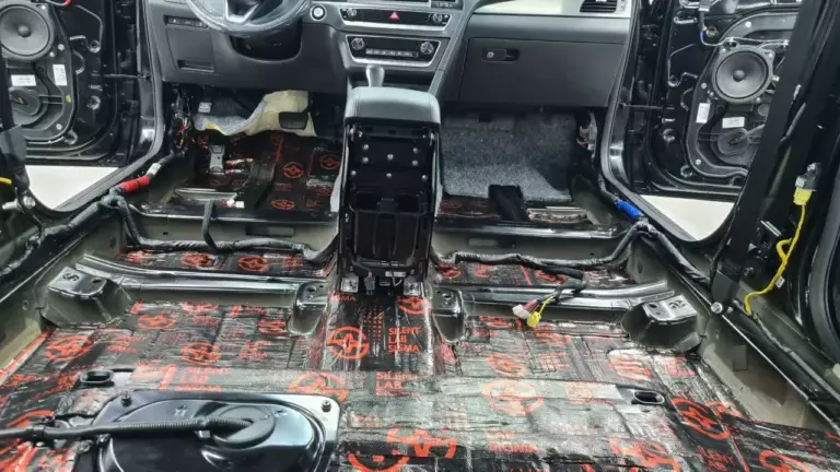 Шумоизоляция пола Hyundai Sonata-2