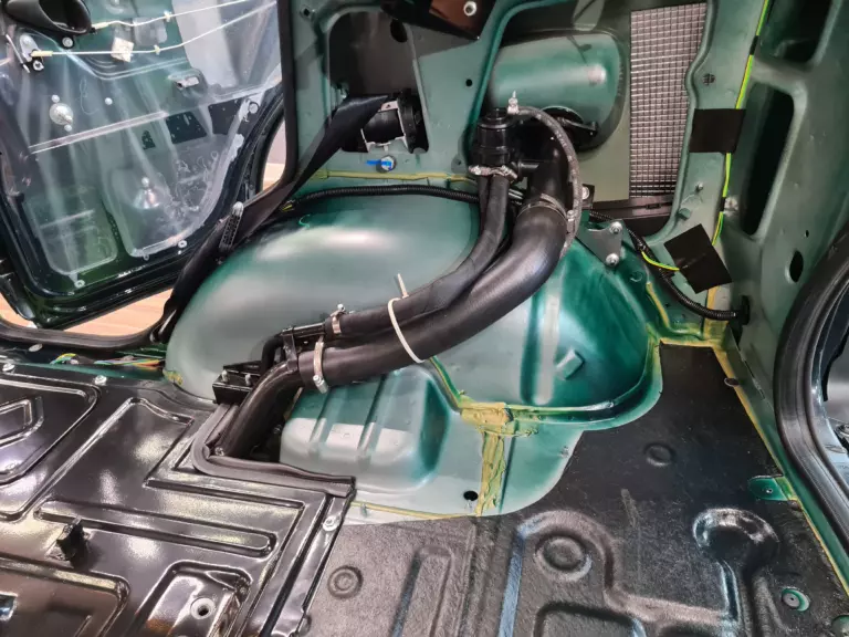 Шумоизоляция багажника LADA Niva Travel-3