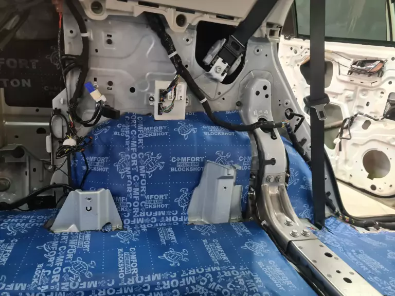 Шумоизоляция багажника Nissan X-Trail-8