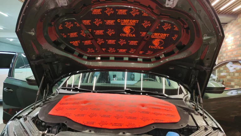 Шумоизоляция капота Skoda Octavia A8-2