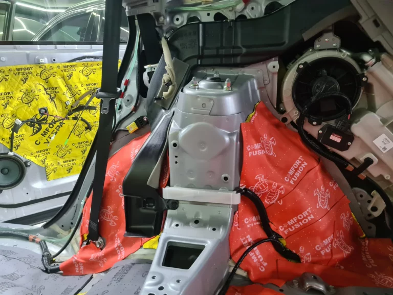 Toyota Highlander 2012 баг 5