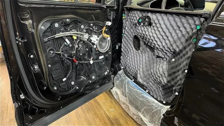 Шумоизоляция двери Hyundai Santa Fe 2022-4