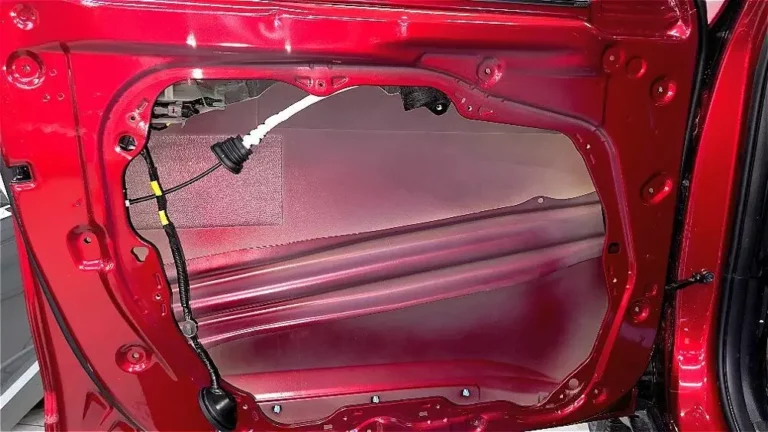 Шумоизоляция двери KIA Seltos 2023-1