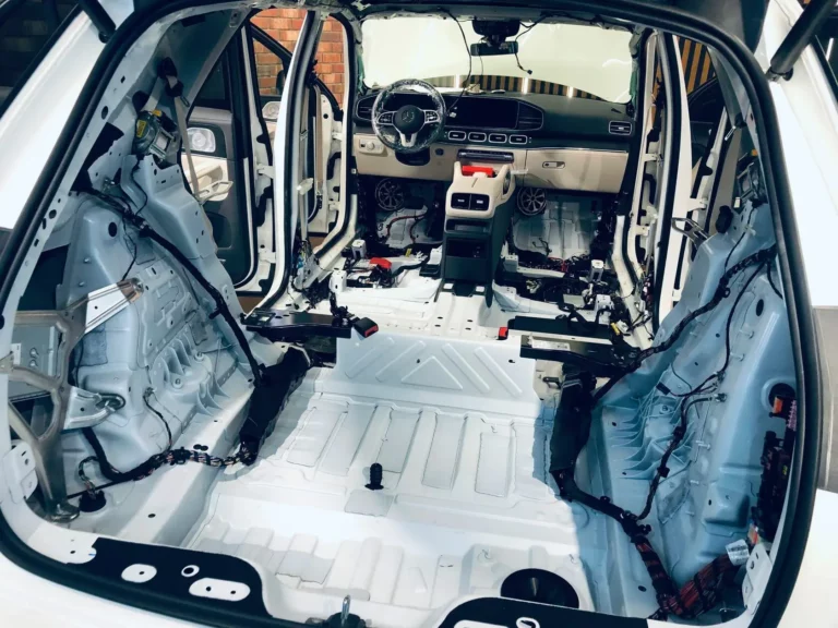 Шумоизоляция Mercedes GLE 2020 б пол 1