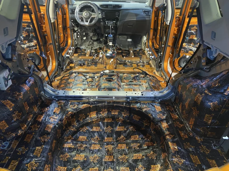 Шумоизоляция Nissan X-Trail пол 2