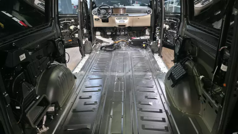 Шумоизоляция багажника Mercedes-Benz V-Class-1